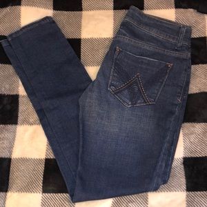 Delias jeans